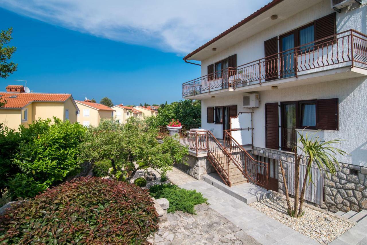 Apartments Marija & Anton Malinska Extérieur photo